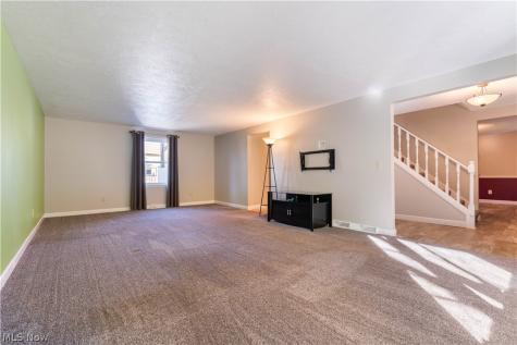 493 Trelake Drive Canal Fulton OH 44614