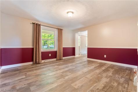 493 Trelake Drive Canal Fulton OH 44614