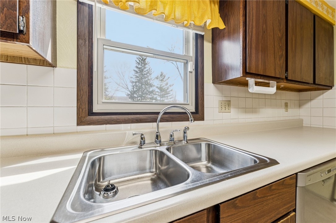 579 Robinwood Avenue Sheffield Lake OH 44054