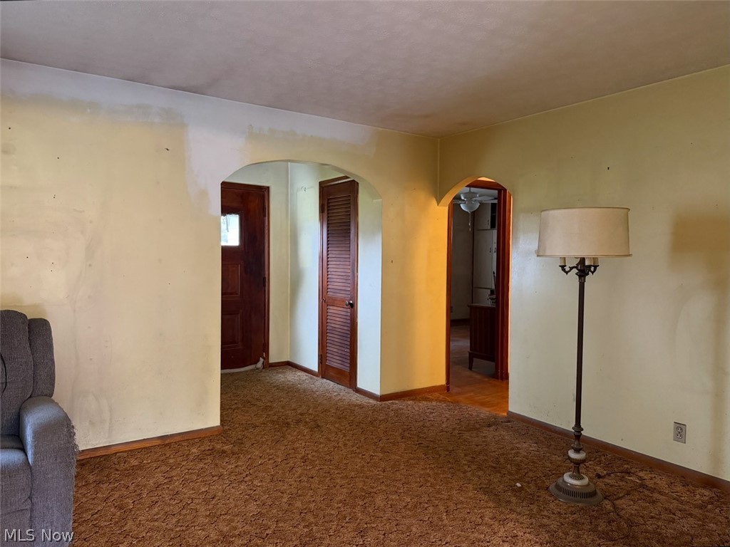 10222 Bundysburg Road Middlefield OH 44062