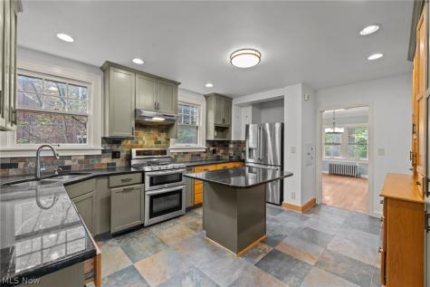 2920 Huntington Road Shaker Heights OH 44120
