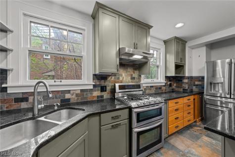 2920 Huntington Road Shaker Heights OH 44120