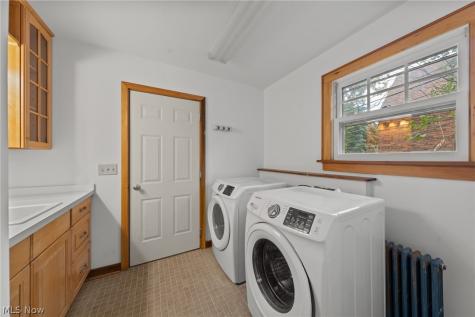 2920 Huntington Road Shaker Heights OH 44120