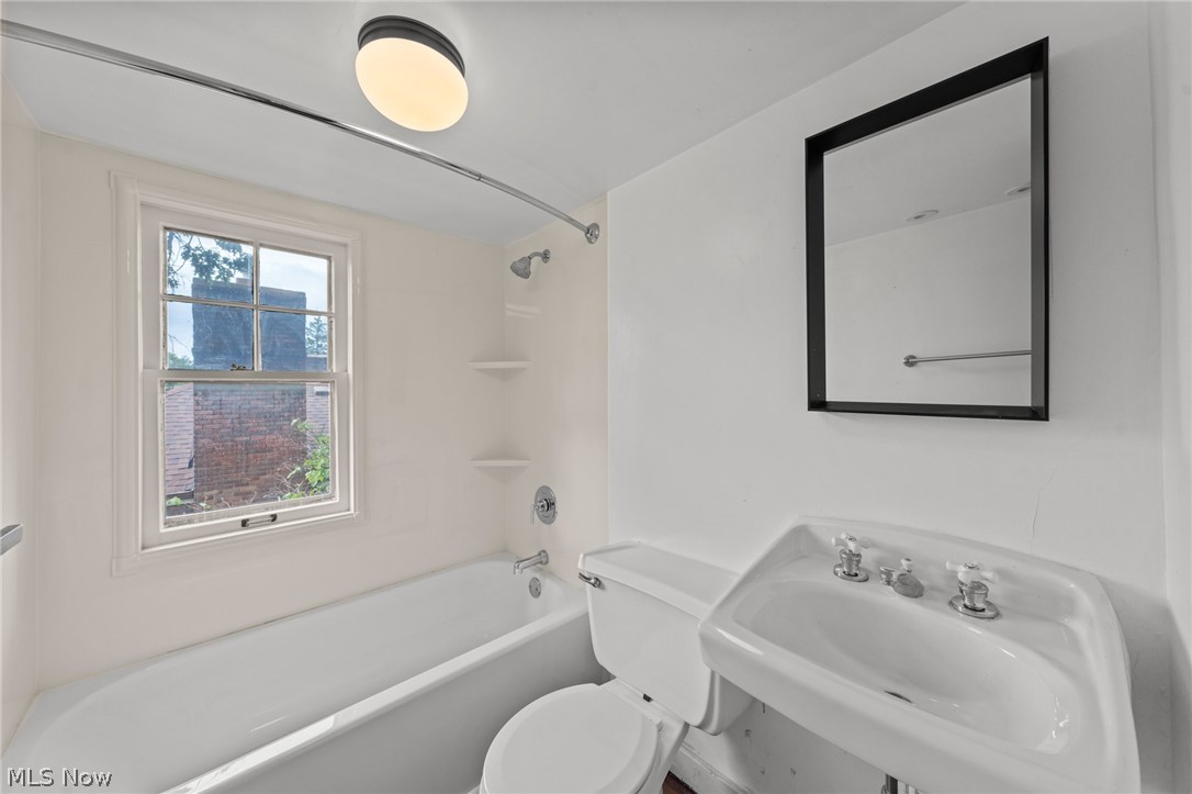 2920 Huntington Road Shaker Heights OH 44120