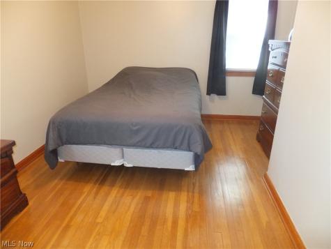 5905 Vandalia Avenue Cleveland OH 44144
