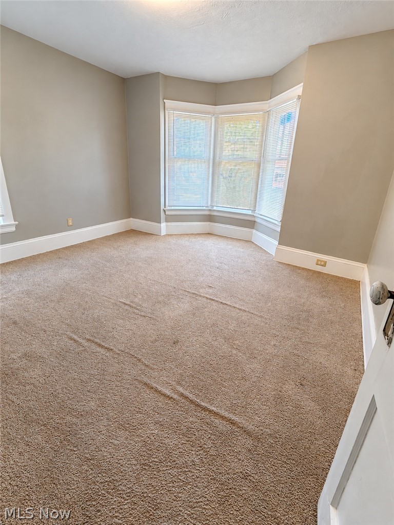 1886 Chapman Avenue East Cleveland OH 44112