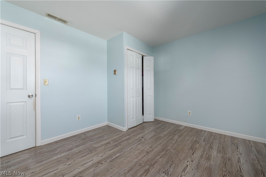 404 Oaknoll Drive Amherst OH 44001