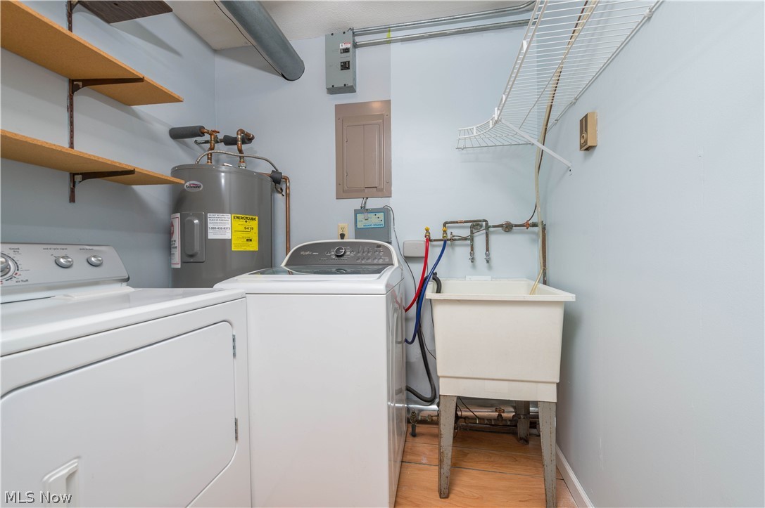 404 Oaknoll Drive Amherst OH 44001