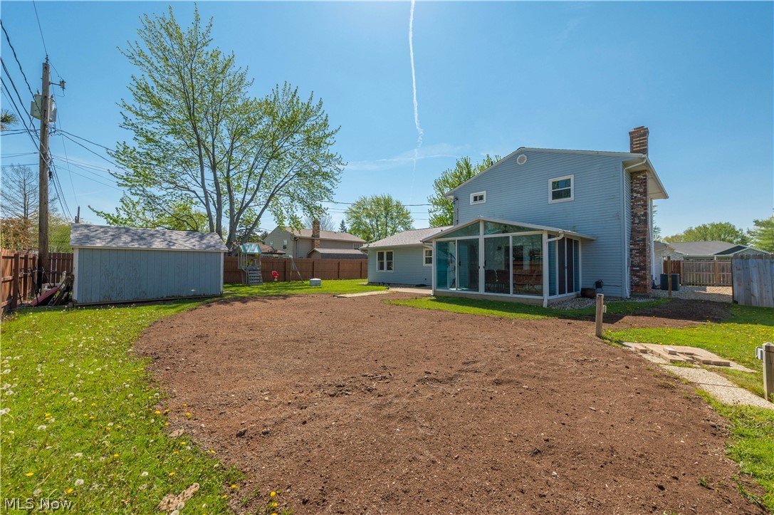 404 Oaknoll Drive Amherst OH 44001