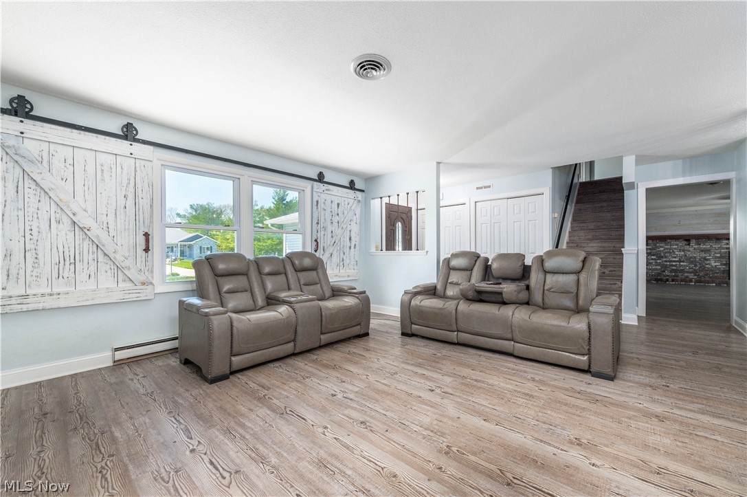 404 Oaknoll Drive Amherst OH 44001