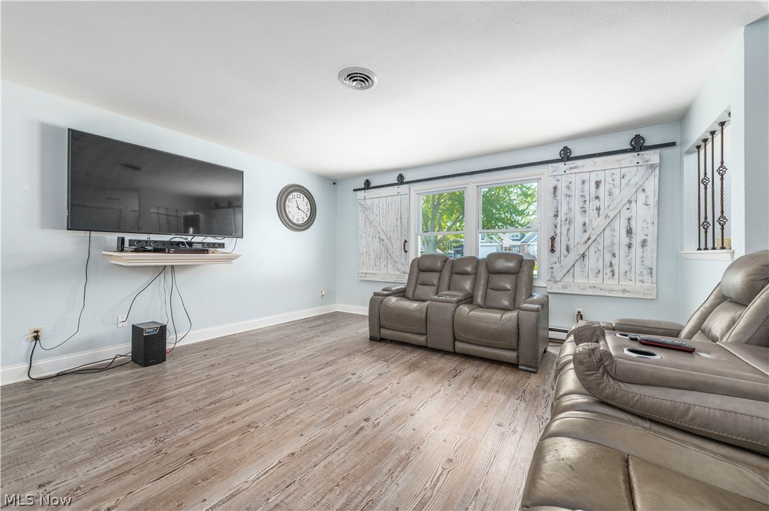 404 Oaknoll Drive Amherst OH 44001