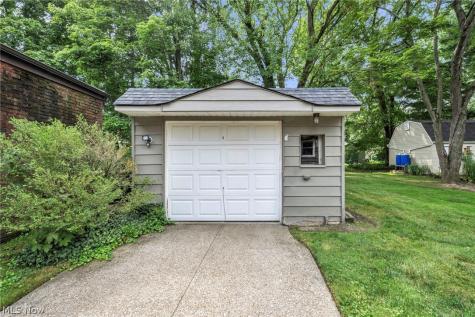 99 Hartman Street Berea OH 44017