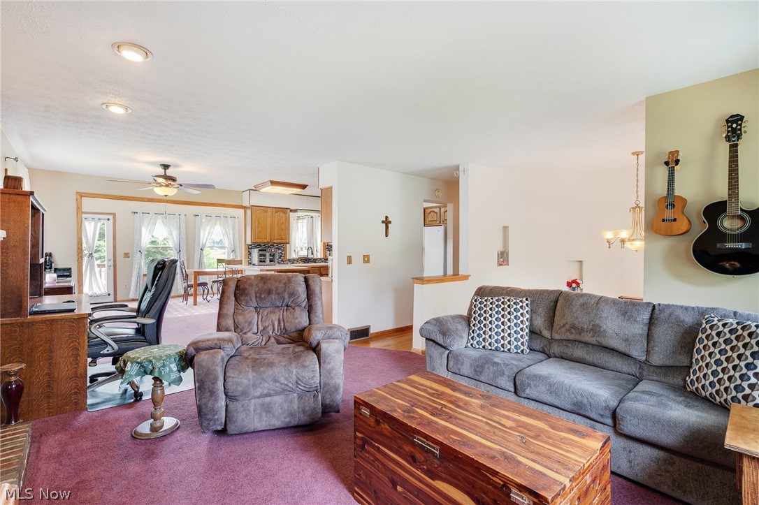 2109 Merle Road Salem OH 44460