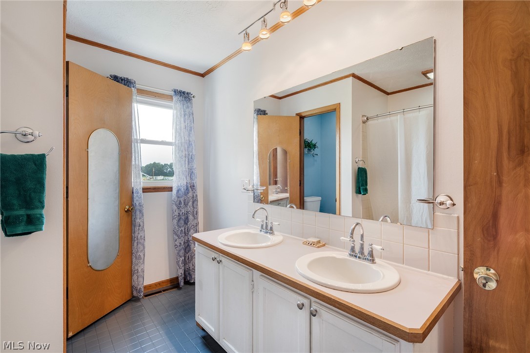 2109 Merle Road Salem OH 44460