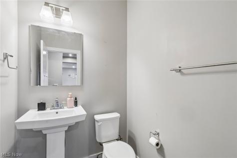 3207 Boettler Street NE Canton OH 44721