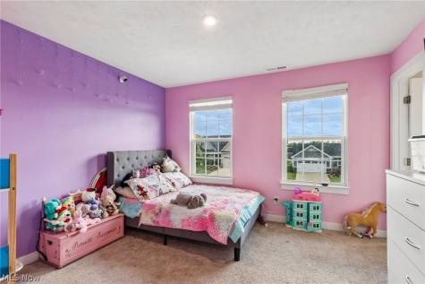 3207 Boettler Street NE Canton OH 44721