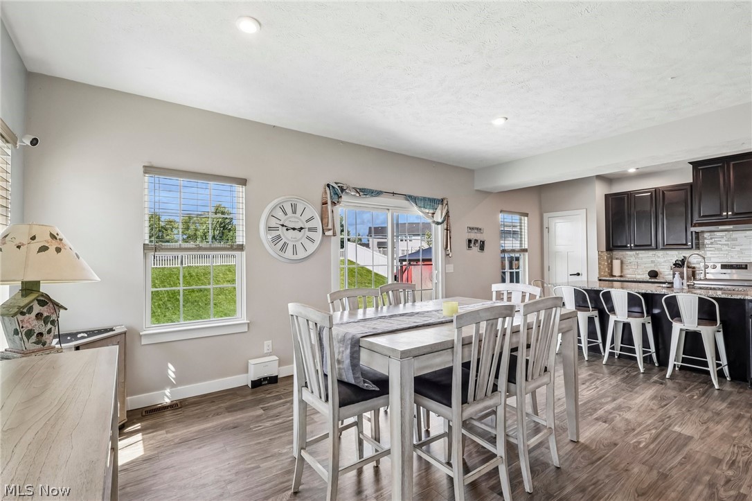 3207 Boettler Street NE Canton OH 44721