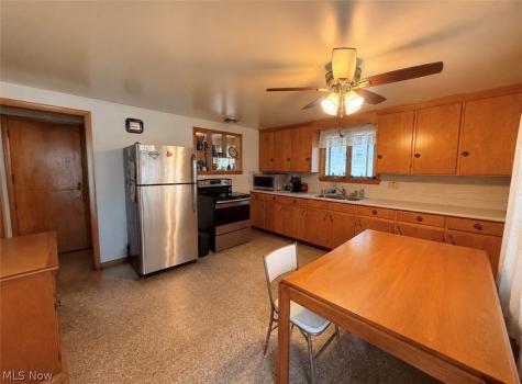 2531 Connecticut Avenue SE Massillon OH 44646