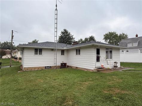 2531 Connecticut Avenue SE Massillon OH 44646