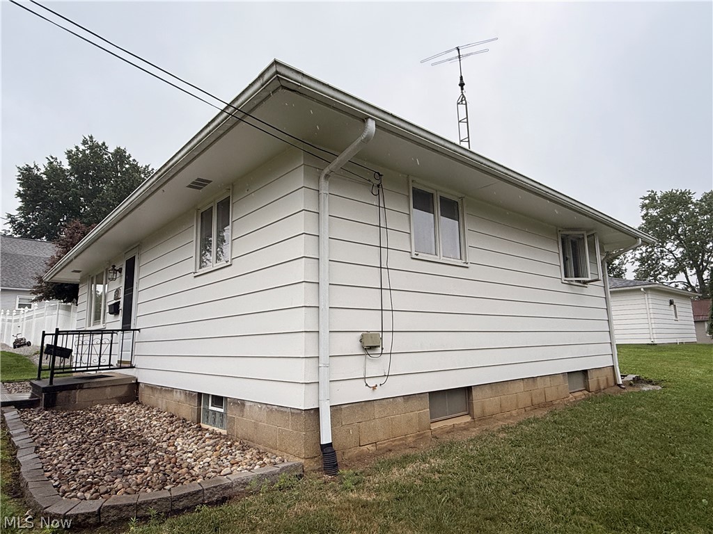 2531 Connecticut Avenue SE Massillon OH 44646