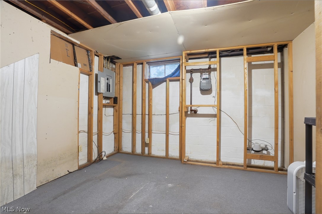 2967 Stockton Avenue Akron OH 44314
