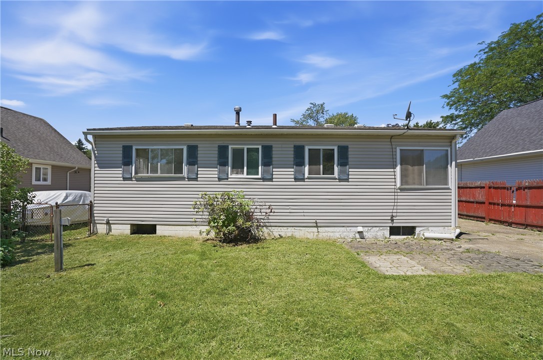 2967 Stockton Avenue Akron OH 44314