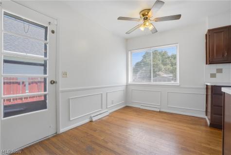 2967 Stockton Avenue Akron OH 44314