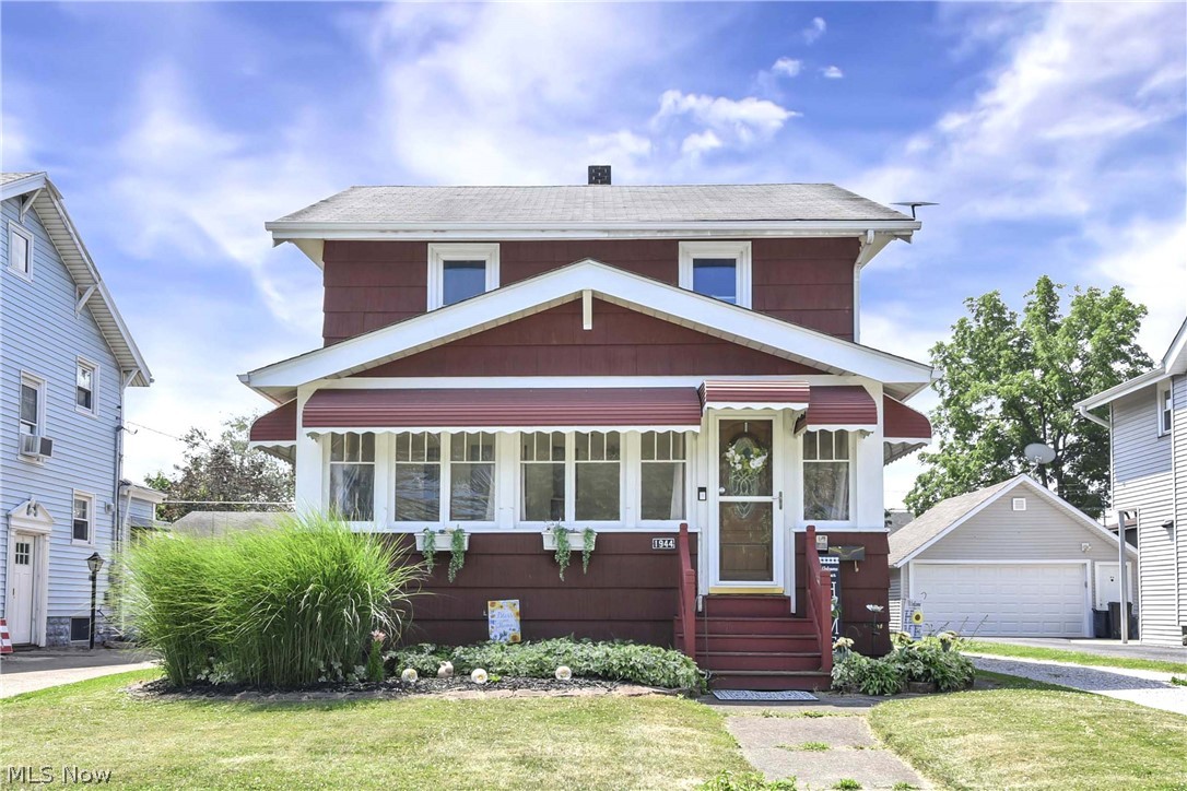 1944 E 45th Street Ashtabula OH 44004