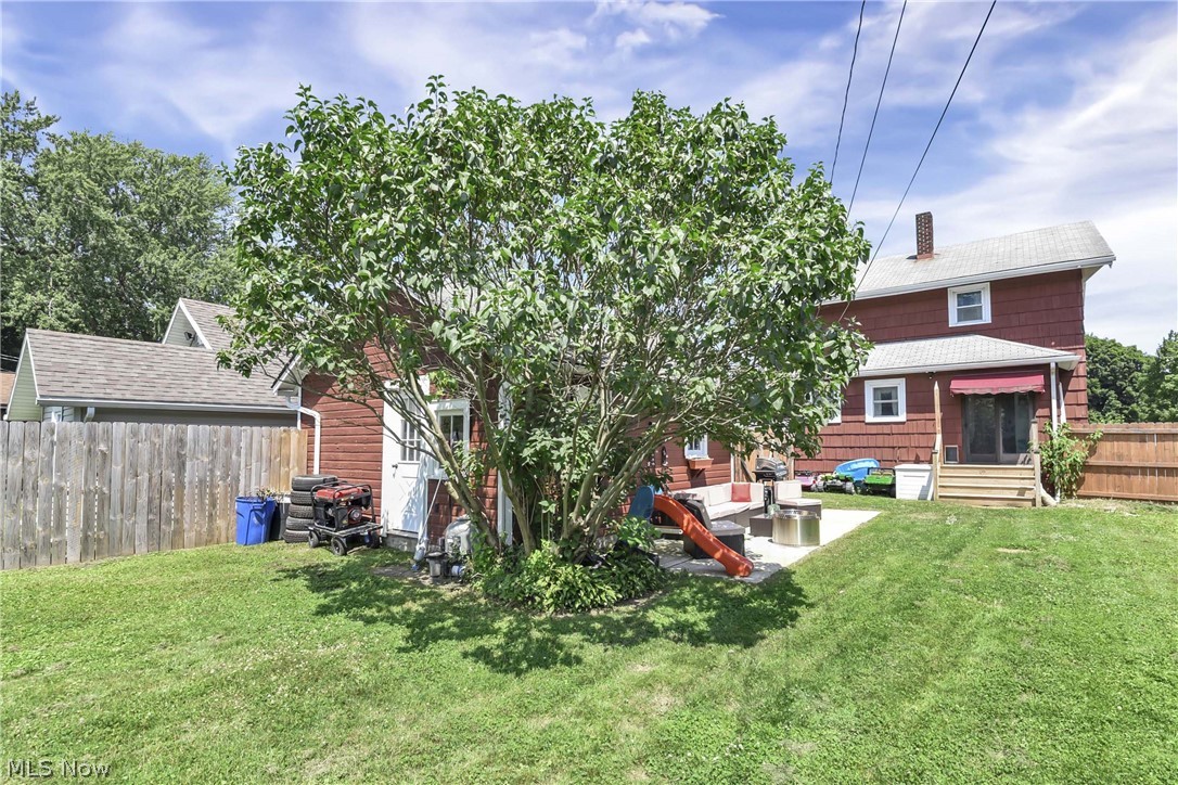 1944 E 45th Street Ashtabula OH 44004
