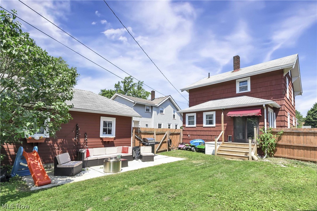 1944 E 45th Street Ashtabula OH 44004