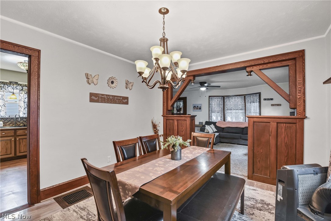 1944 E 45th Street Ashtabula OH 44004