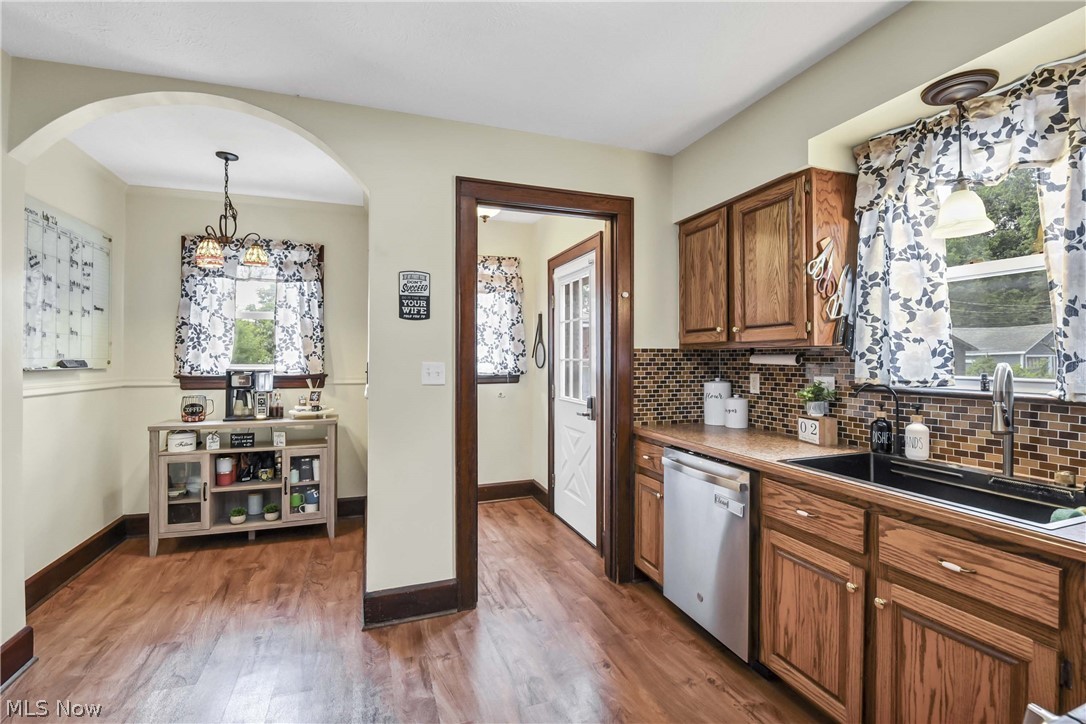 1944 E 45th Street Ashtabula OH 44004
