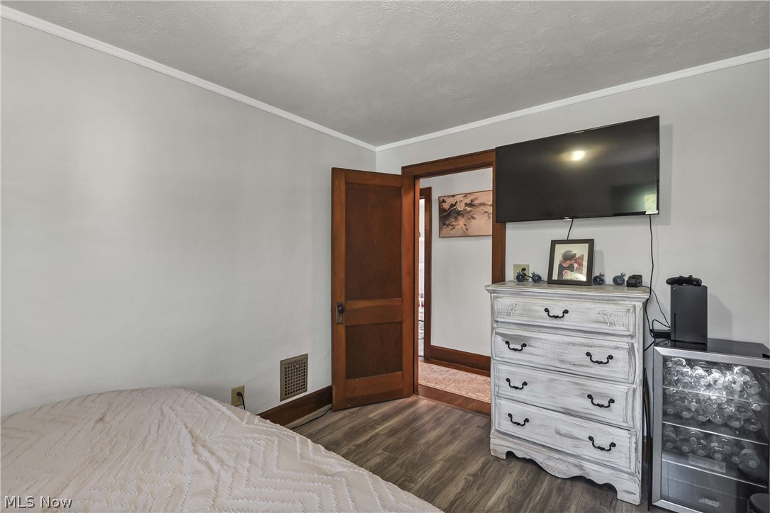 1944 E 45th Street Ashtabula OH 44004