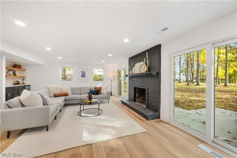 20121 Driftwood Court Strongsville OH 44149