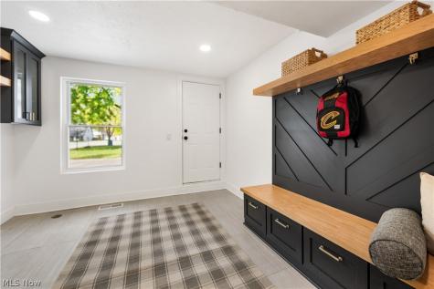 20121 Driftwood Court Strongsville OH 44149