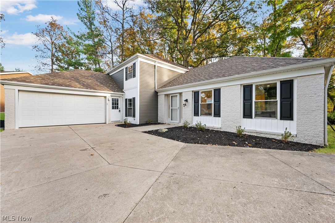 20121 Driftwood Court Strongsville OH 44149