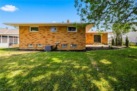 6860 Day Drive Parma OH 44129
