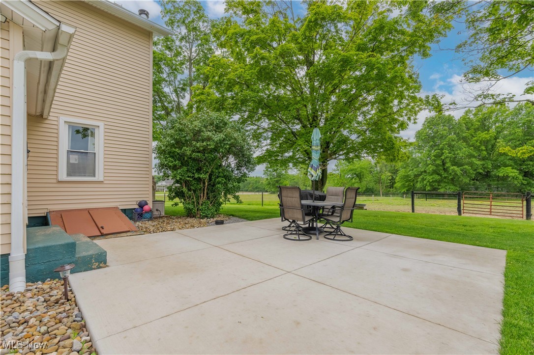 1731 State Route 225 Deerfield OH 44411