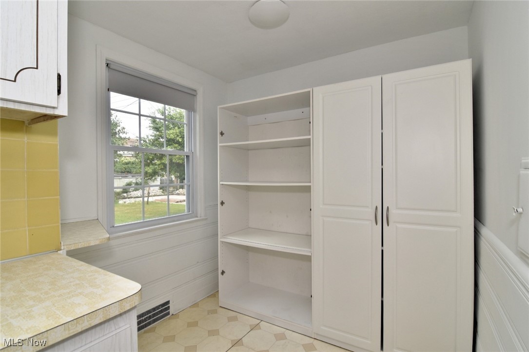 4446 Baintree Road University Heights OH 44118