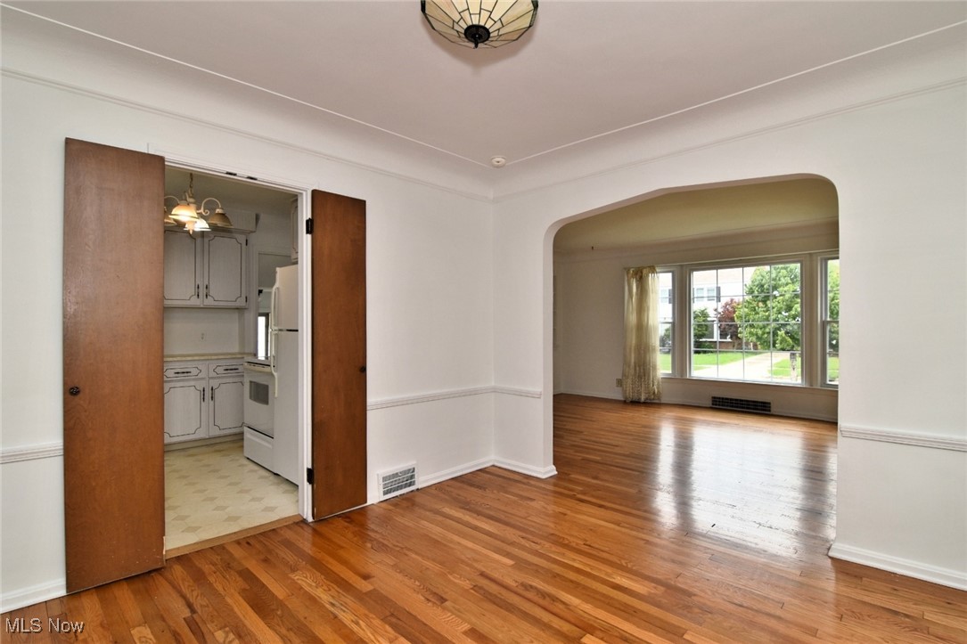 4446 Baintree Road University Heights OH 44118