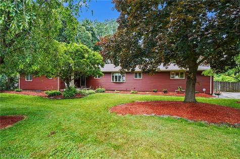 482 Junior Avenue Akron OH 44312