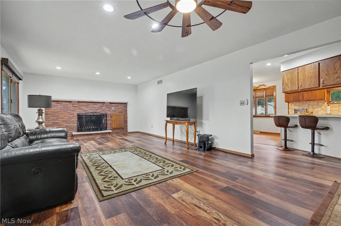 482 Junior Avenue Akron OH 44312