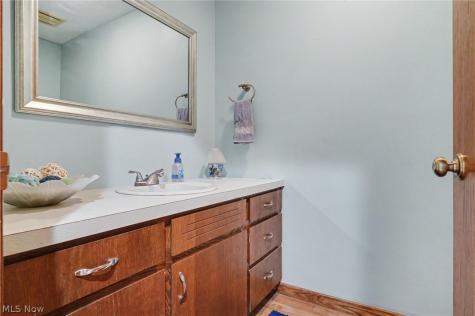 482 Junior Avenue Akron OH 44312