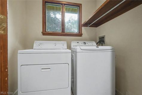 482 Junior Avenue Akron OH 44312
