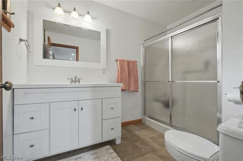 482 Junior Avenue Akron OH 44312