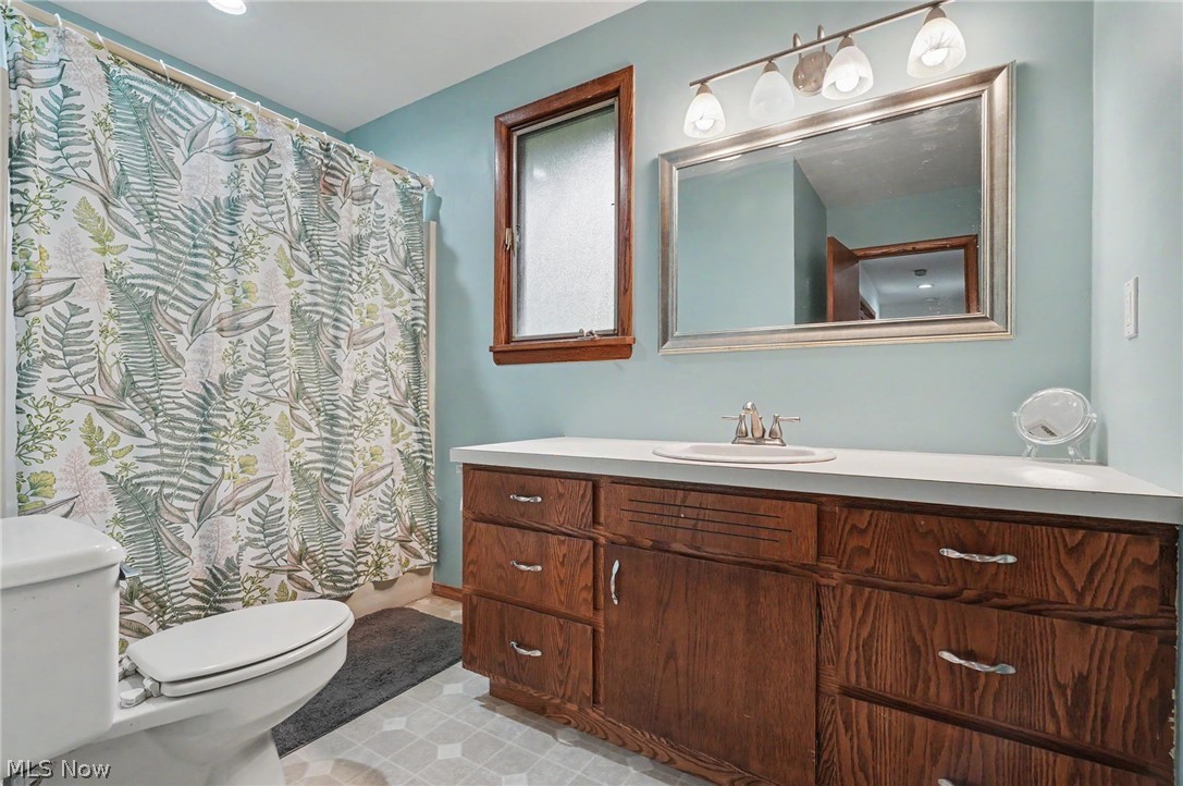 482 Junior Avenue Akron OH 44312
