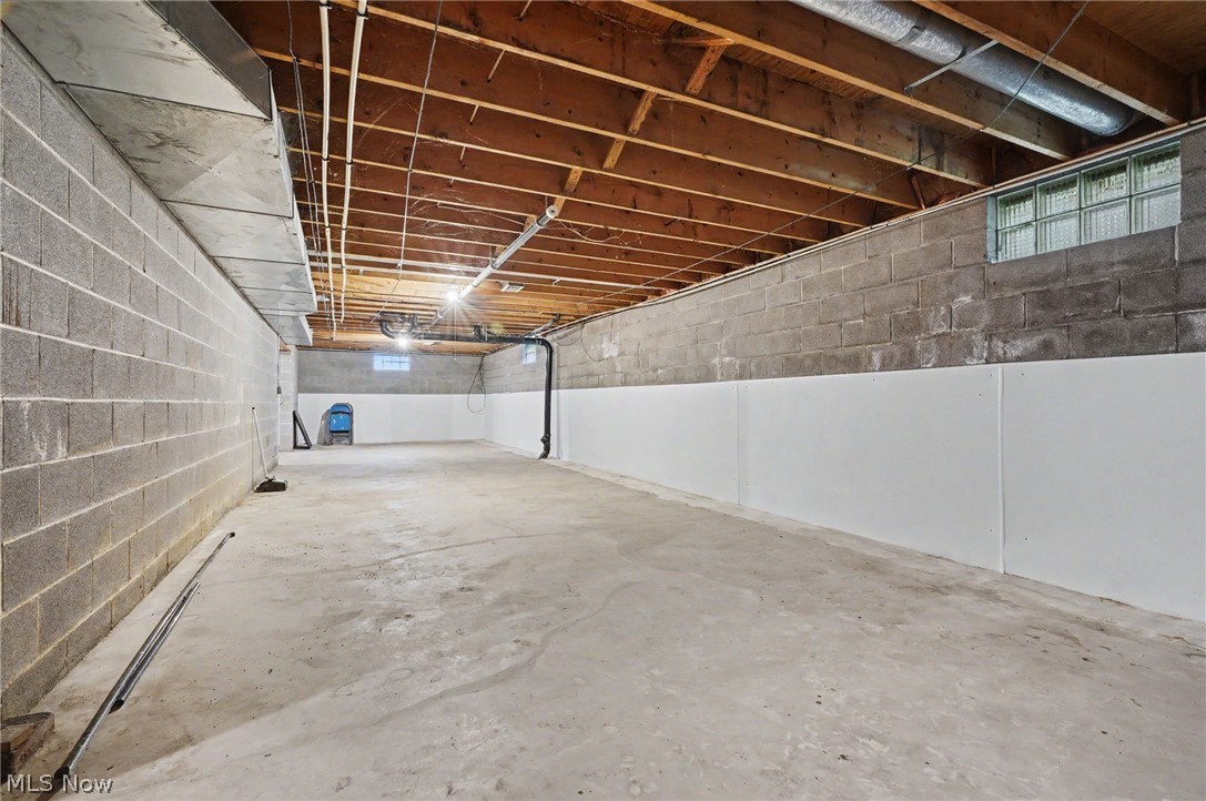 482 Junior Avenue Akron OH 44312