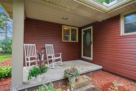 482 Junior Avenue Akron OH 44312