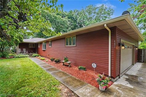 482 Junior Avenue Akron OH 44312