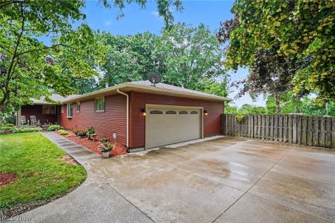 482 Junior Avenue Akron OH 44312